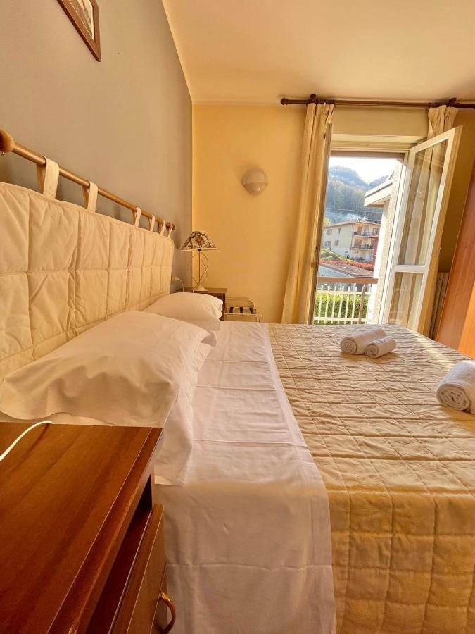 Hotel Ristorante La Sorgente Plesio Ngoại thất bức ảnh