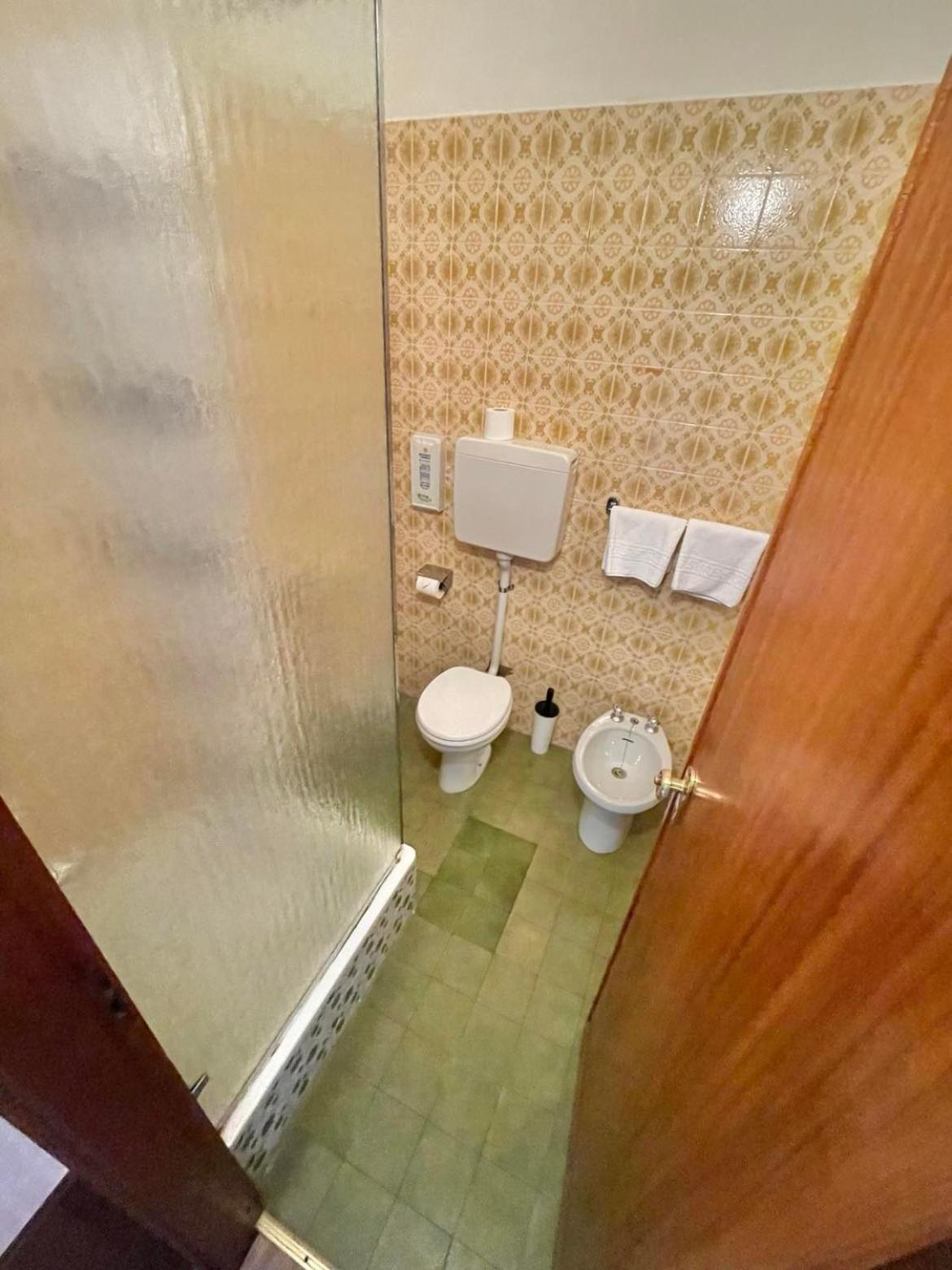Hotel Ristorante La Sorgente Plesio Ngoại thất bức ảnh
